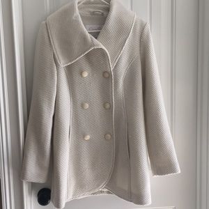 Jessica Simpson coat